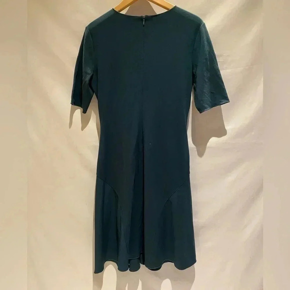 Armani Collezioni Green Knit Dress with Elastic Waist Gather, size 12 - Picture 3 of 10